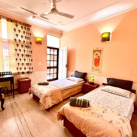 Ganga Vatika Boutique Hotel, Rishīkesh Exteriör bild