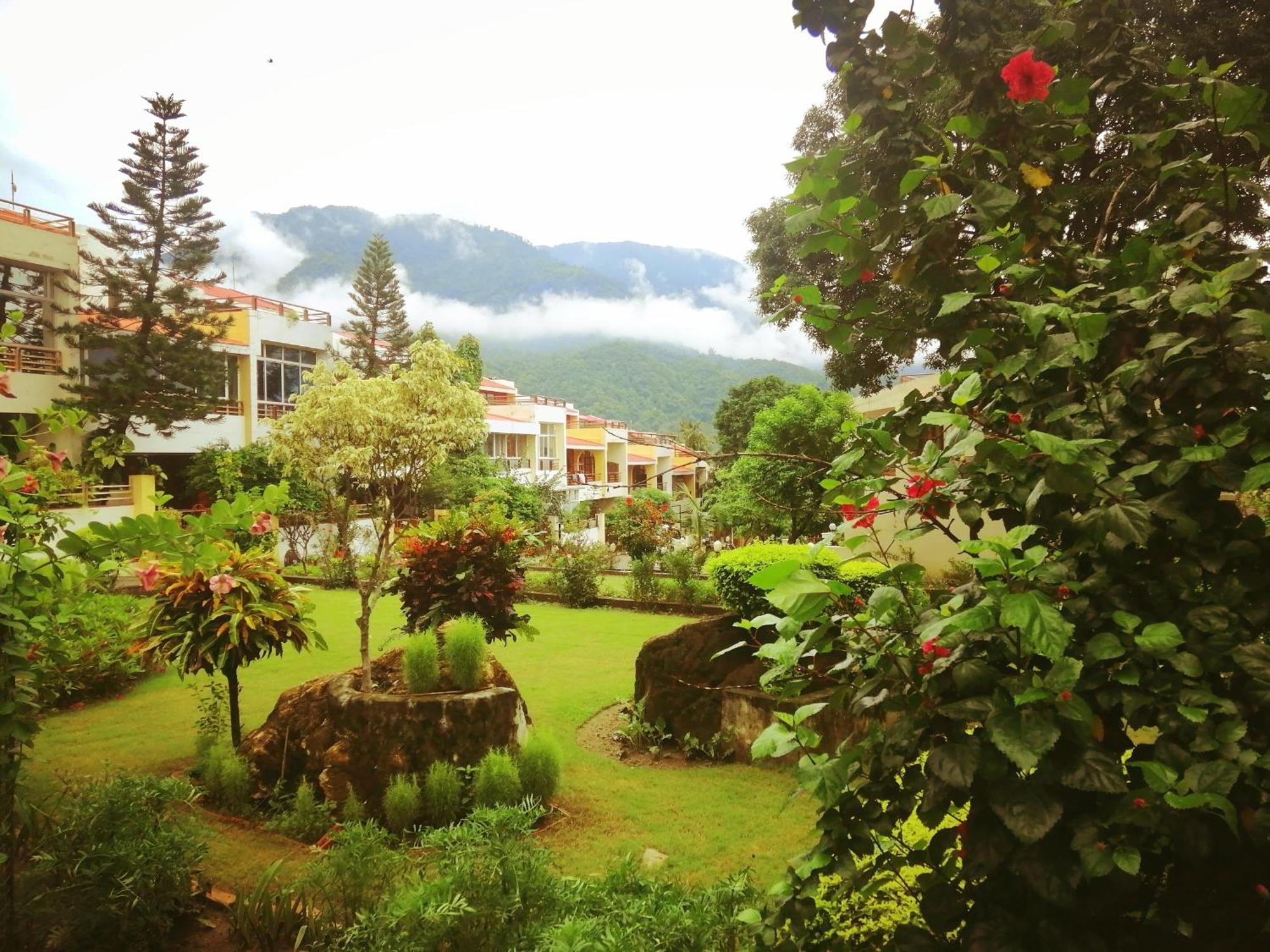 Ganga Vatika Boutique Hotel, Rishīkesh Exteriör bild
