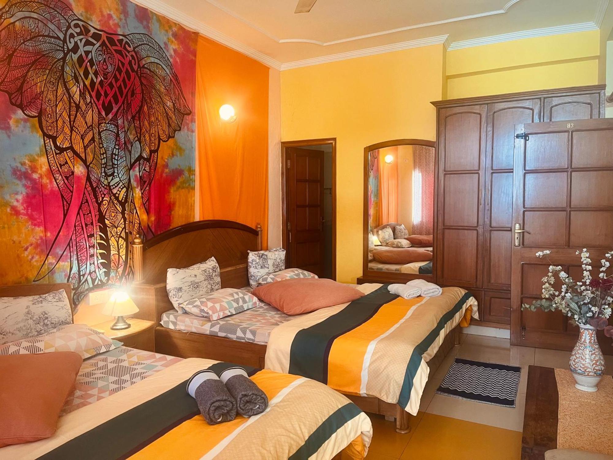 Ganga Vatika Boutique Hotel, Rishīkesh Exteriör bild