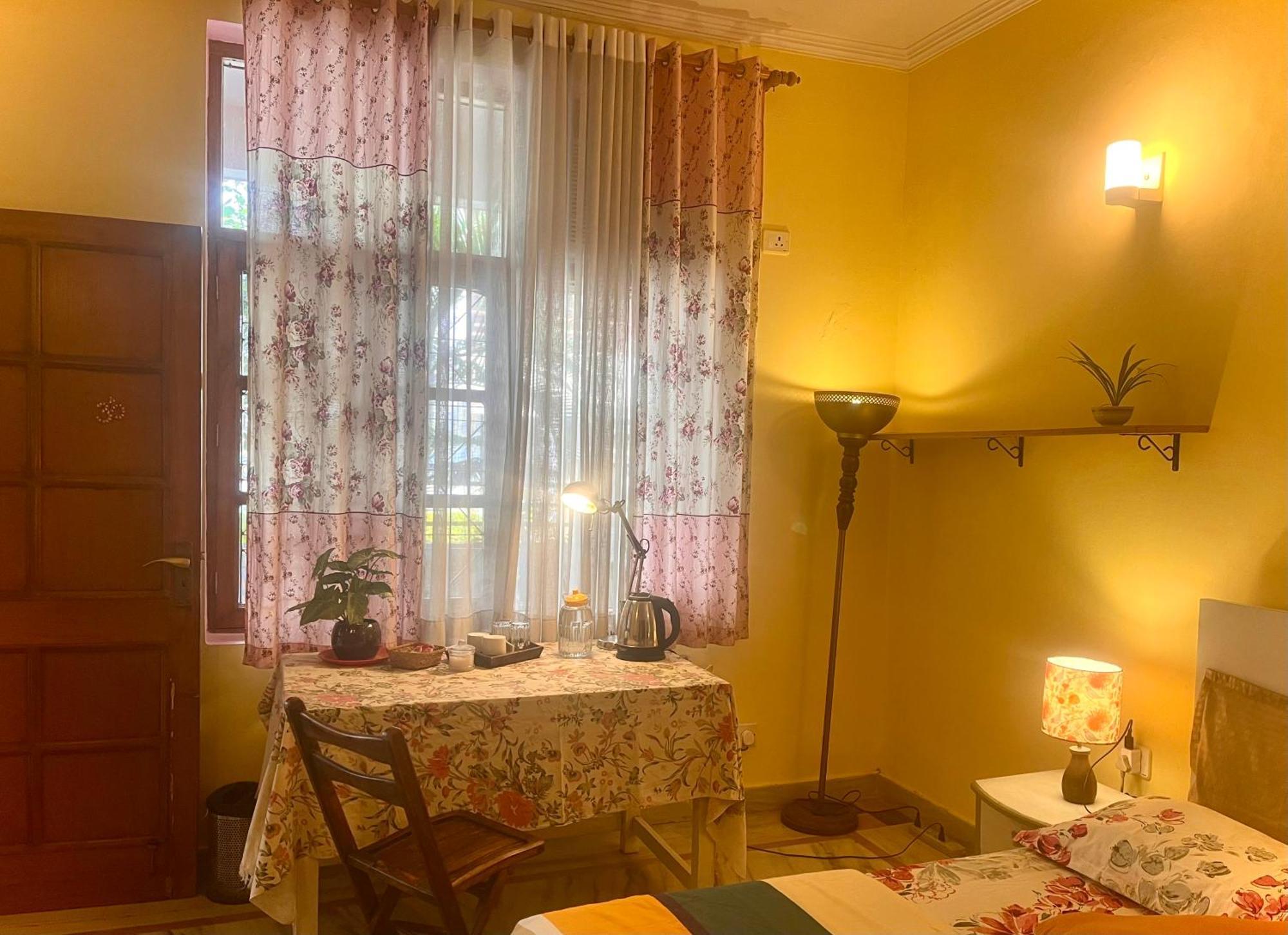 Ganga Vatika Boutique Hotel, Rishīkesh Exteriör bild