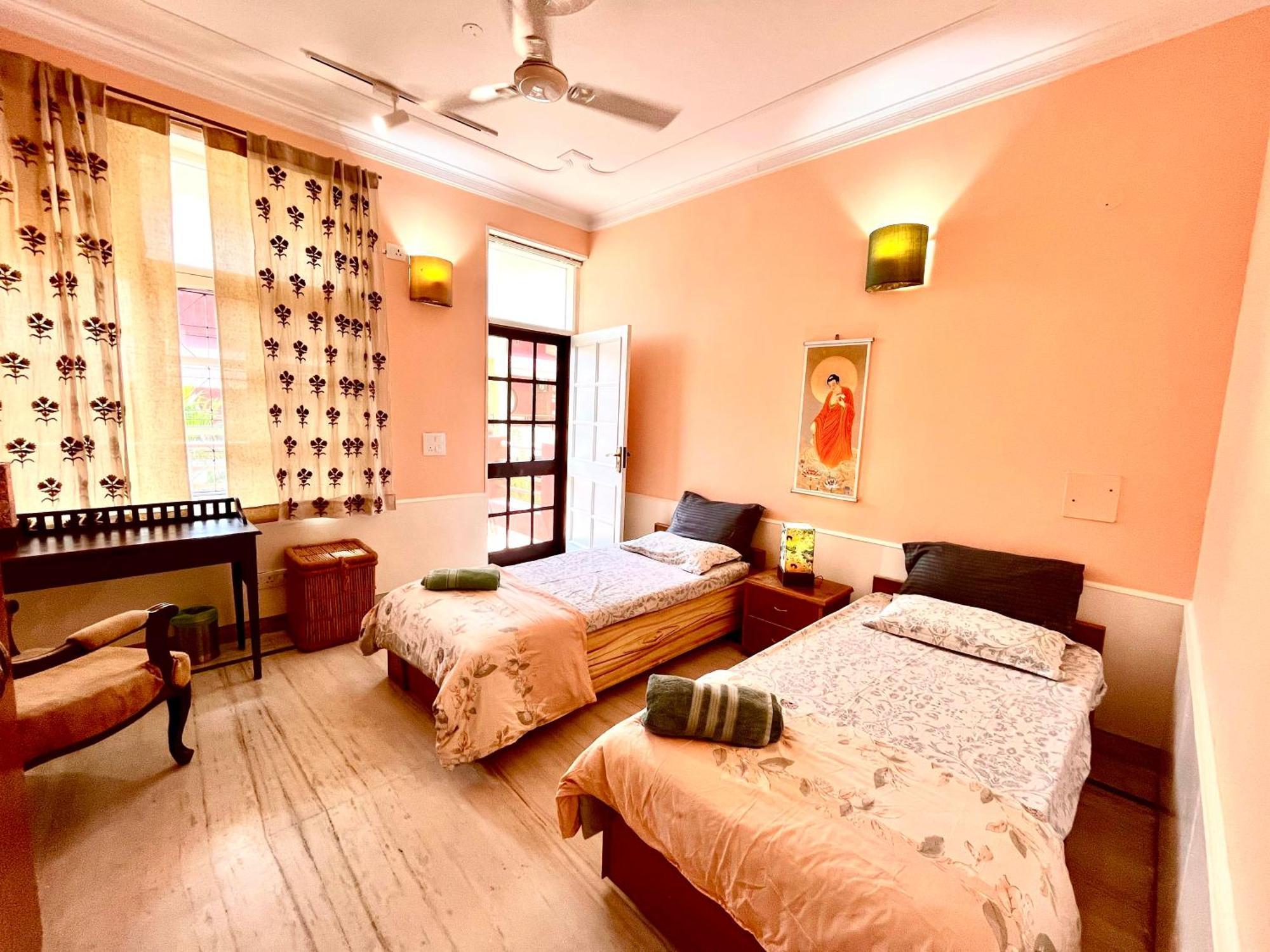 Ganga Vatika Boutique Hotel, Rishīkesh Exteriör bild