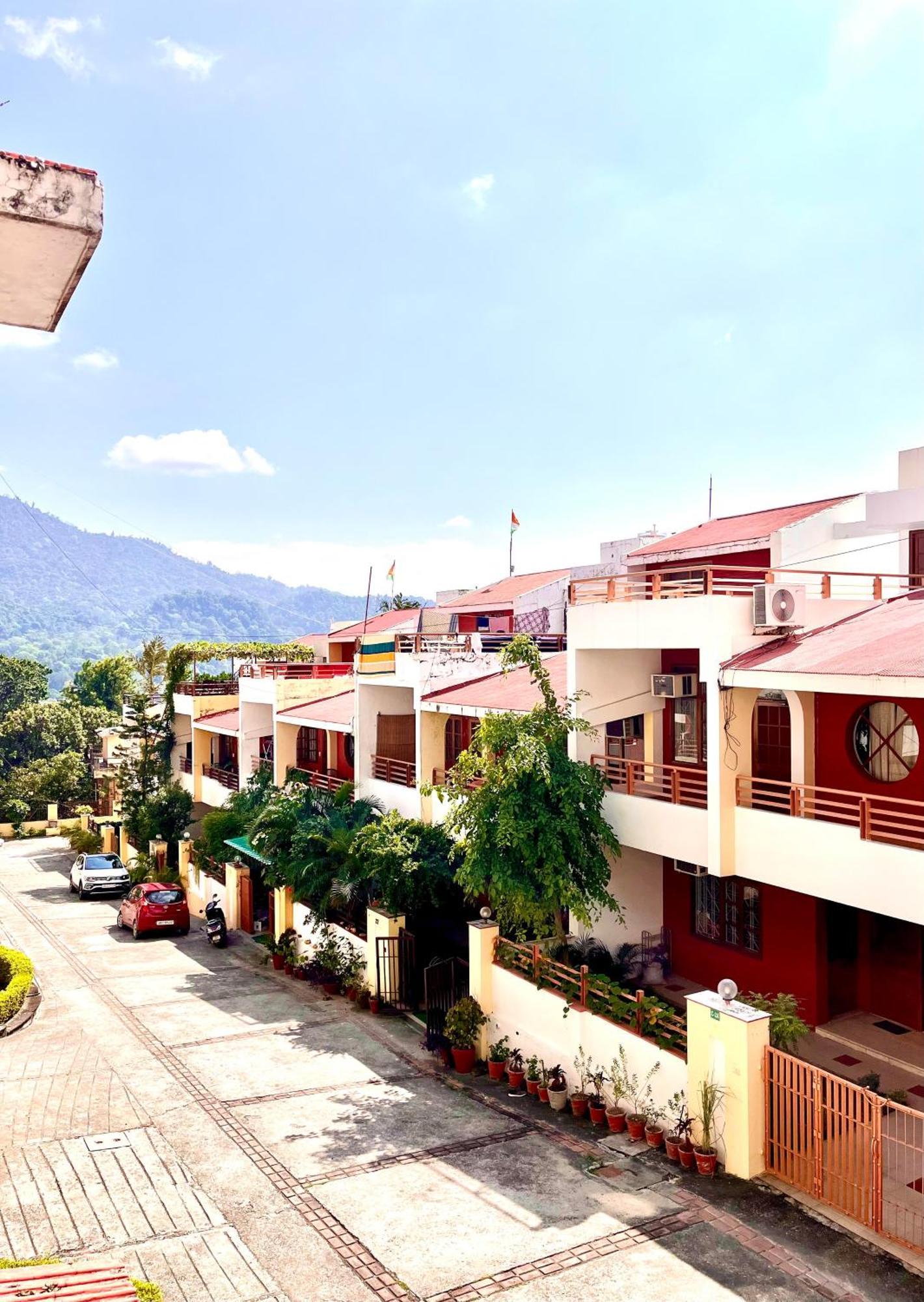 Ganga Vatika Boutique Hotel, Rishīkesh Exteriör bild