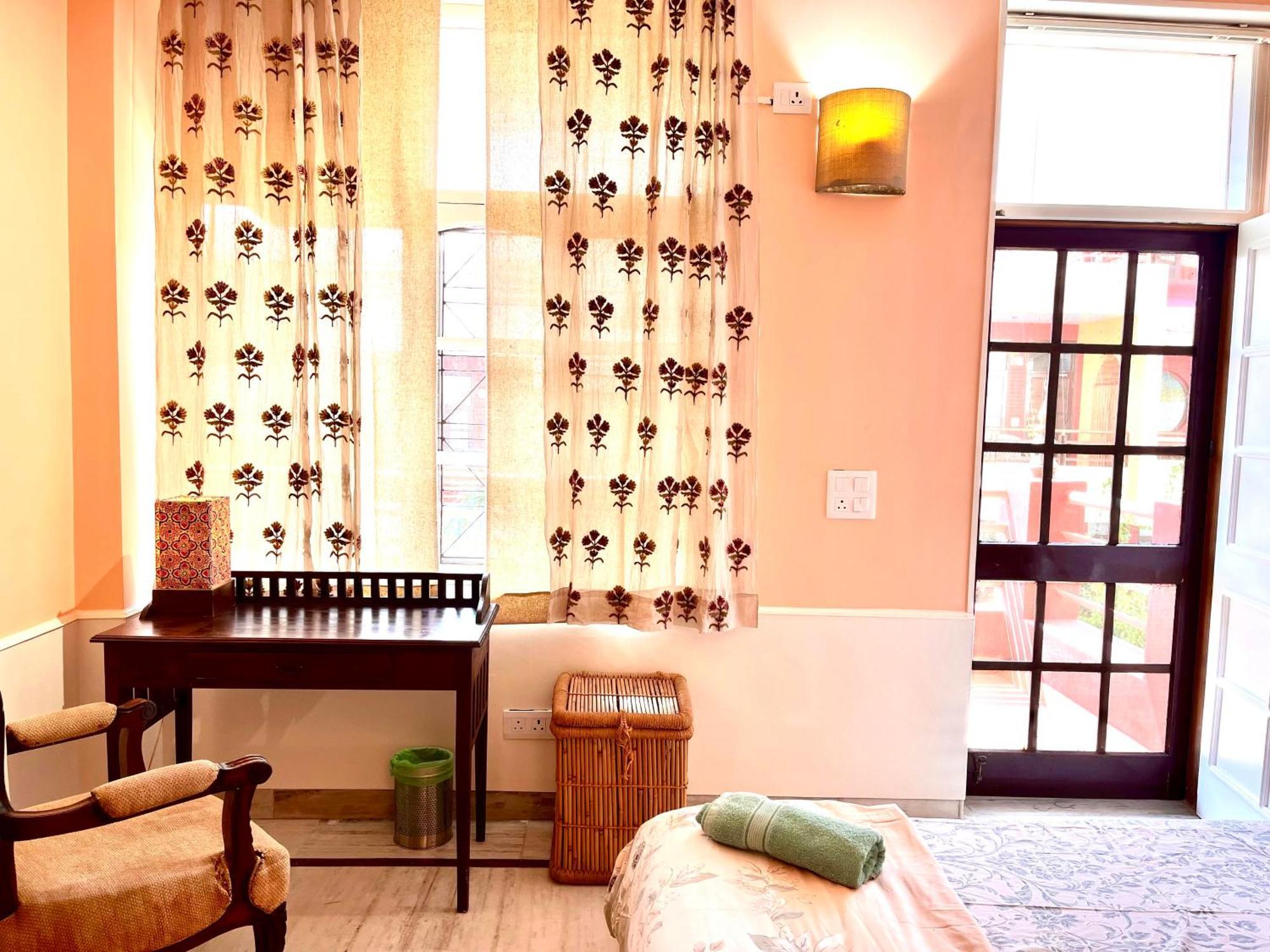 Ganga Vatika Boutique Hotel, Rishīkesh Exteriör bild