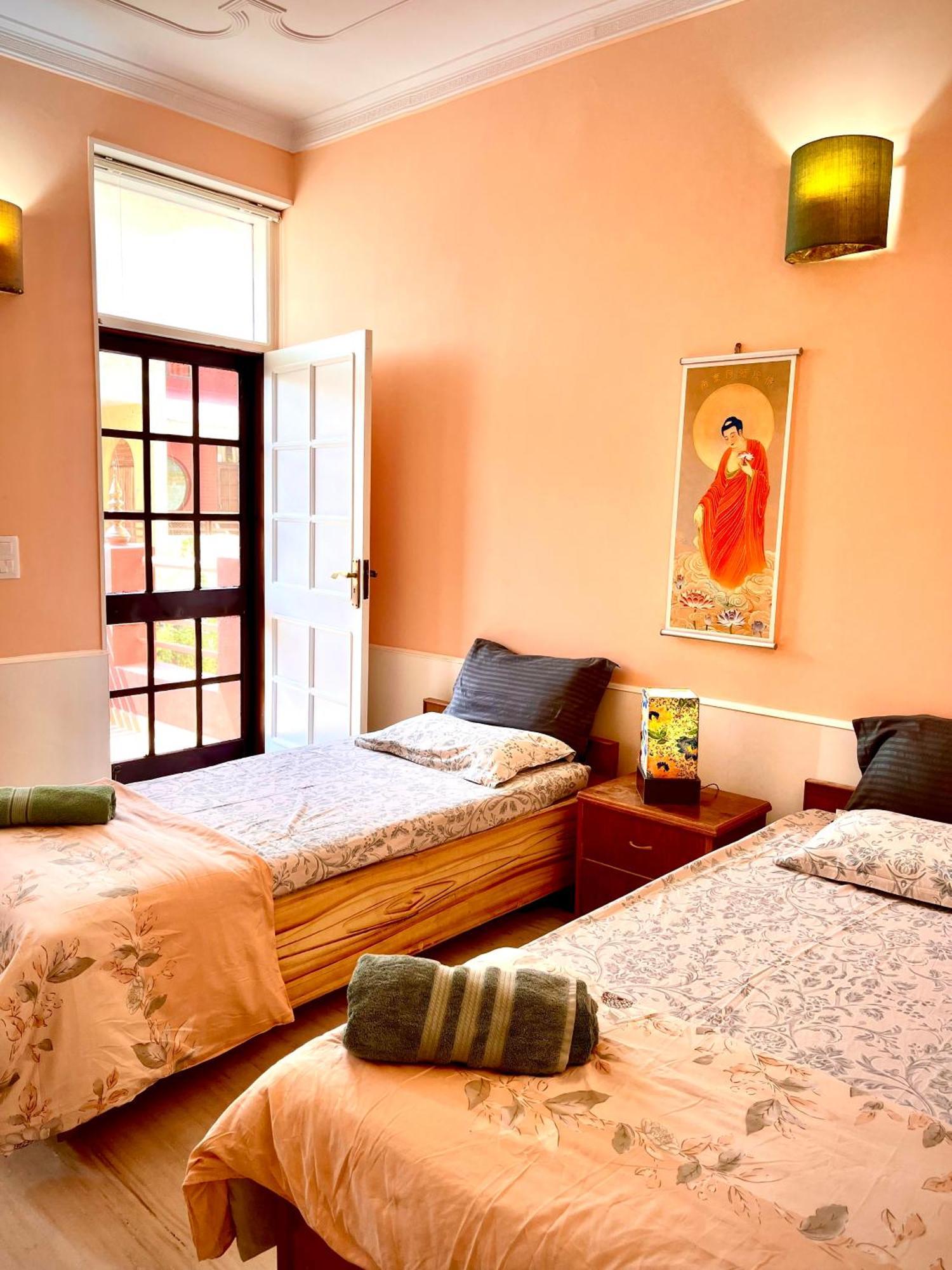 Ganga Vatika Boutique Hotel, Rishīkesh Exteriör bild